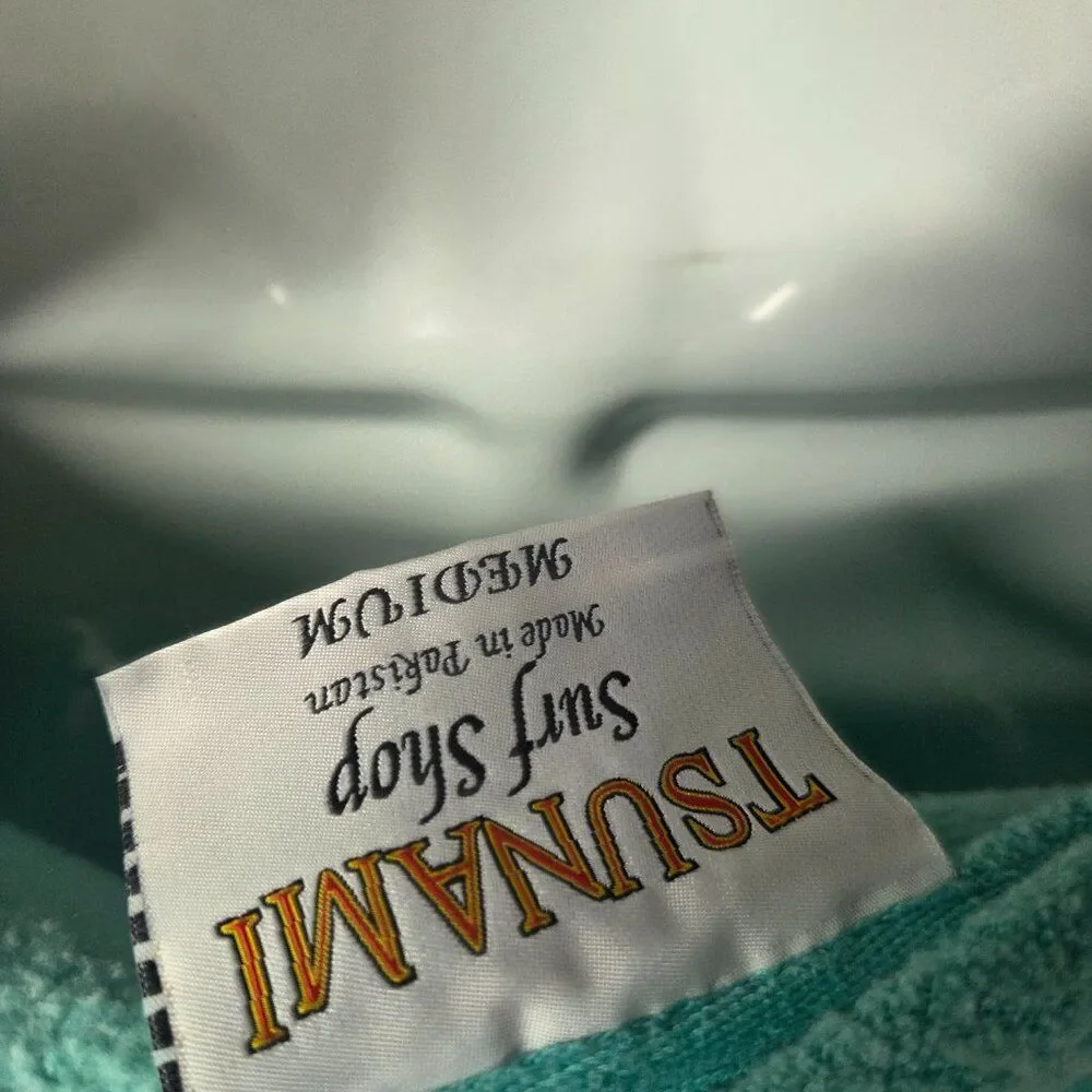 Women's TSUNAMI Surf Shop Myrtle Beach Hooded Sweatshirt Medium‎ - Picture 7 of 7